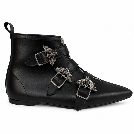 Thea - 3 Bat Buckle Pike