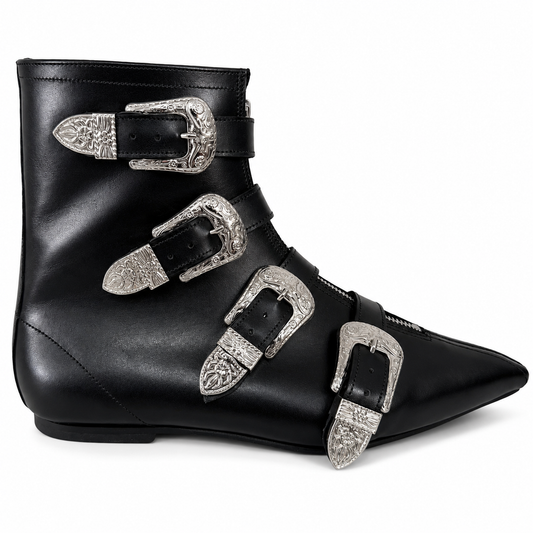 Evie - 4 Cowboy Buckle Pike