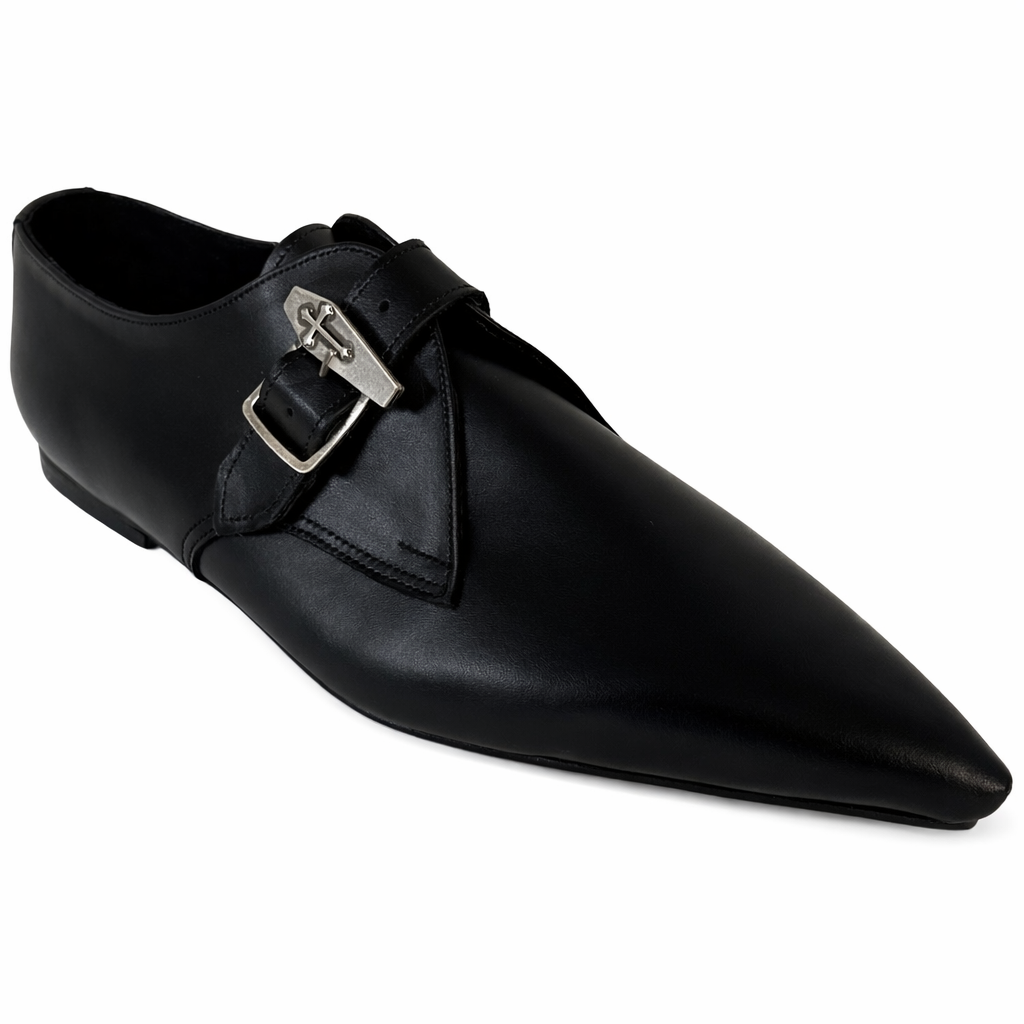 Frankie - 1 Coffin Buckle Pike